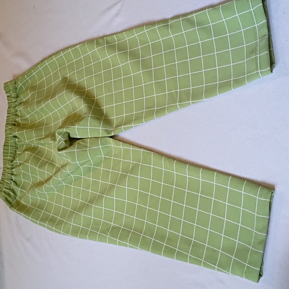 Peppermint Green Polka Dot Top And Pants - Picture 8 of 8